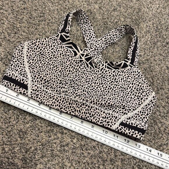 Lululemon Rack Pack Bra 8 / Medium - Picture 6 of 8